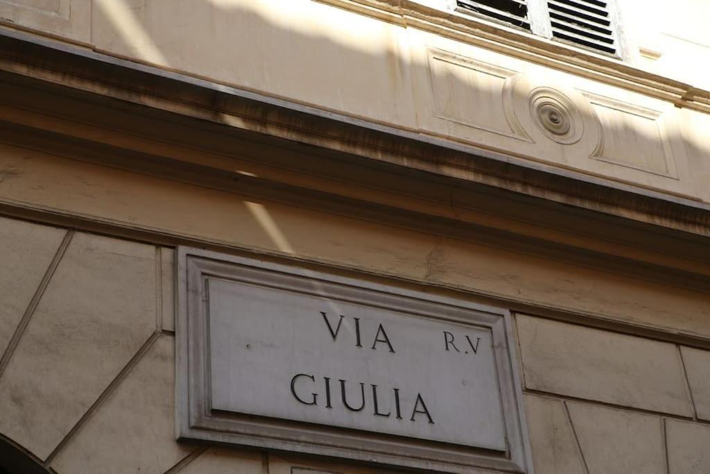 Casa De' Medici In Via Giulia Apartment Rome Luaran gambar